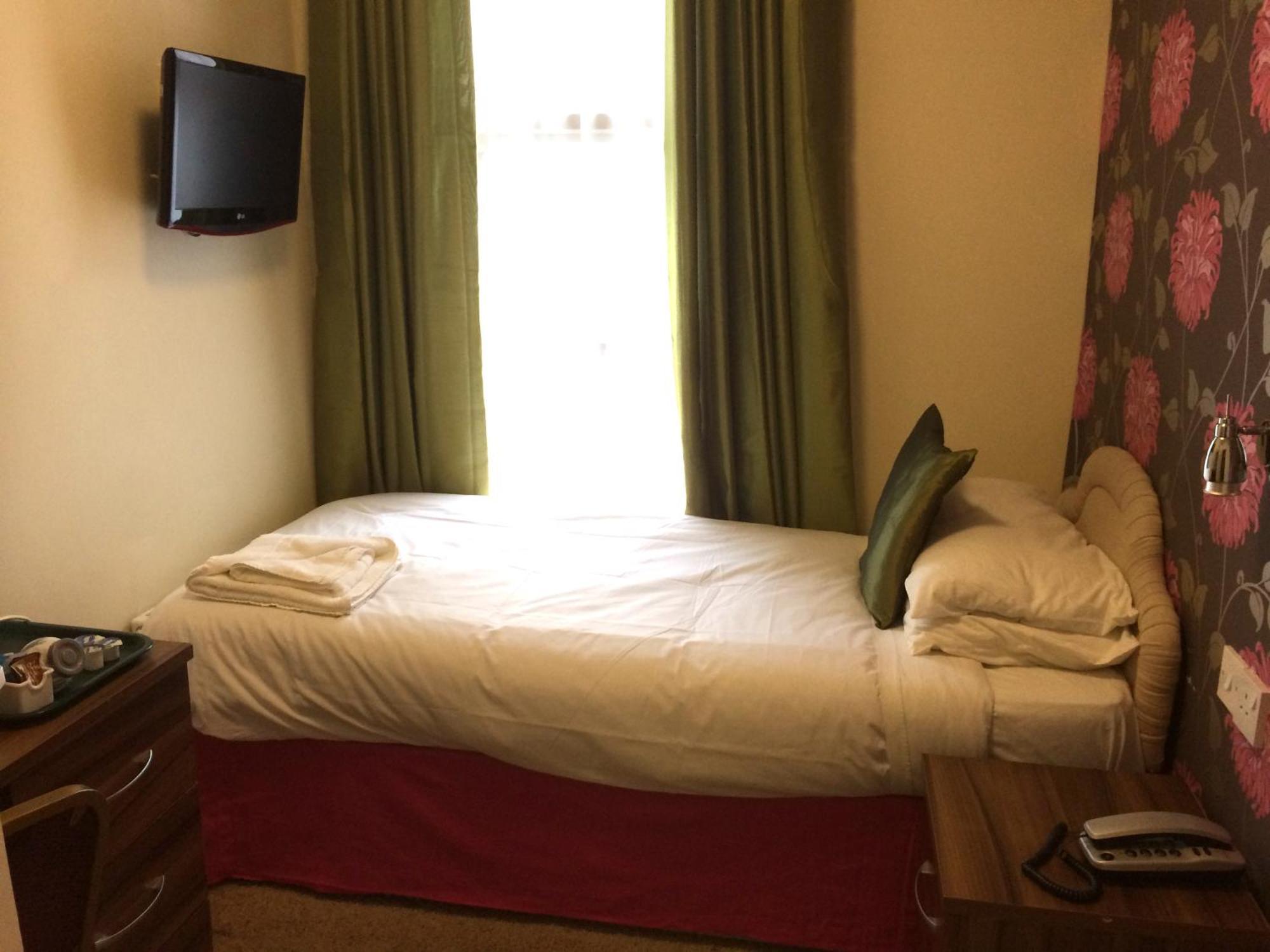 ทิฟฟานี่ส์ โฮเต็ล Hotel แบล็คพูล ห้อง รูปภาพ