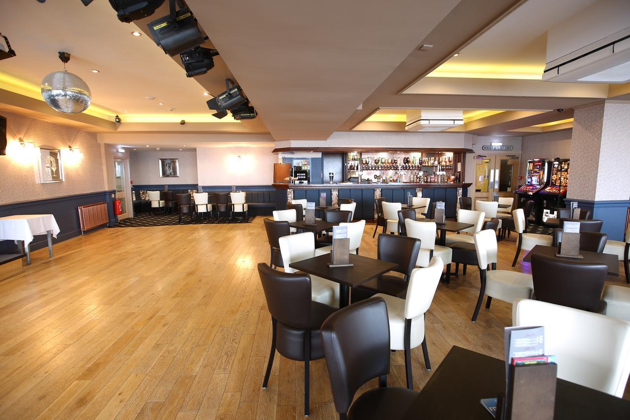 ทิฟฟานี่ส์ โฮเต็ล Hotel แบล็คพูล ภายนอก รูปภาพ